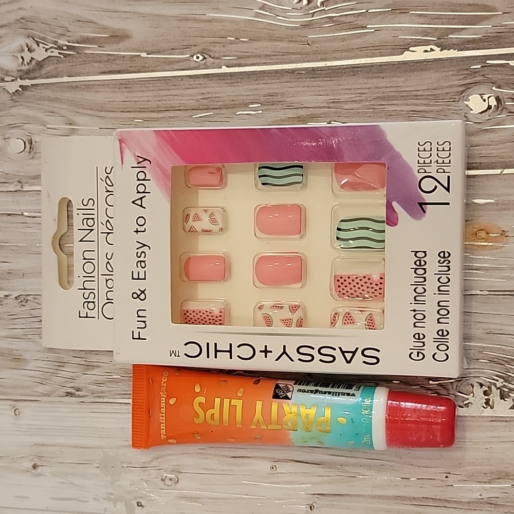 12 piece nail kit- watermelon design